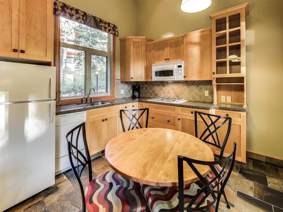 Patricia Lake Bungalows 재스퍼 외부 사진