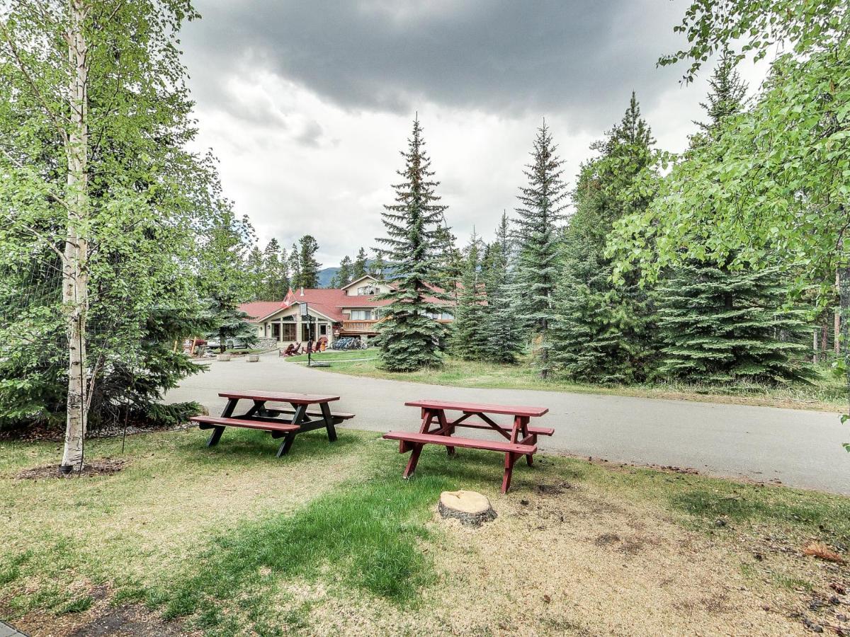 Patricia Lake Bungalows 재스퍼 외부 사진
