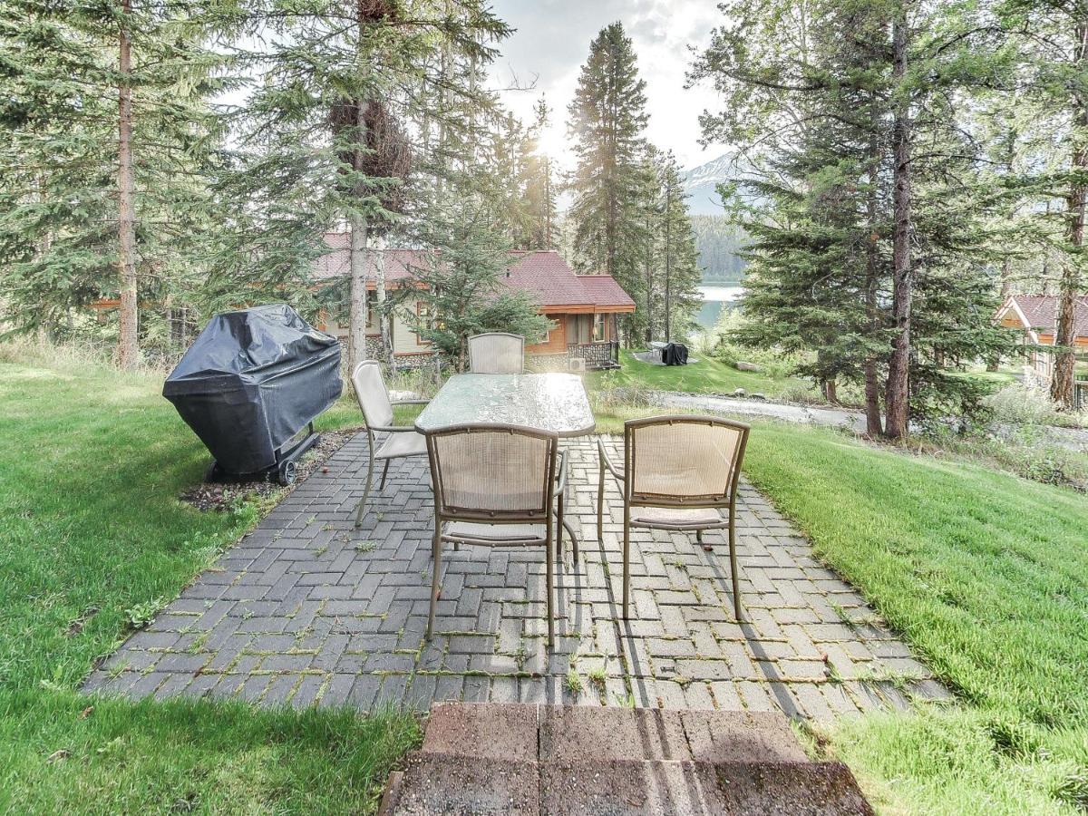 Patricia Lake Bungalows 재스퍼 외부 사진